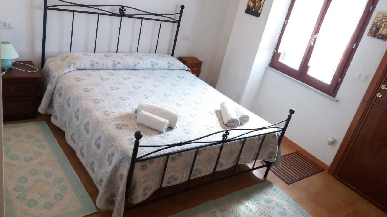 Agriturismo Sa E Padedda Mores Kültér fotó
