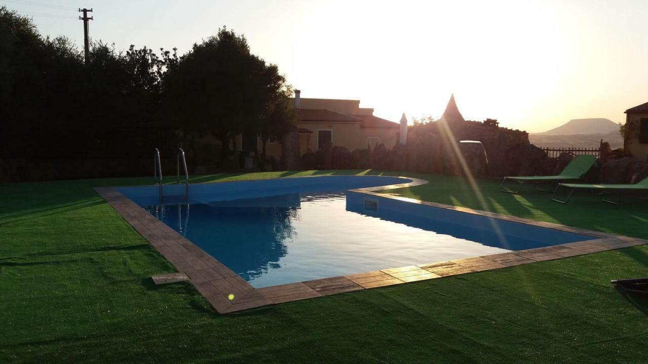 Agriturismo Sa E Padedda Mores Kültér fotó