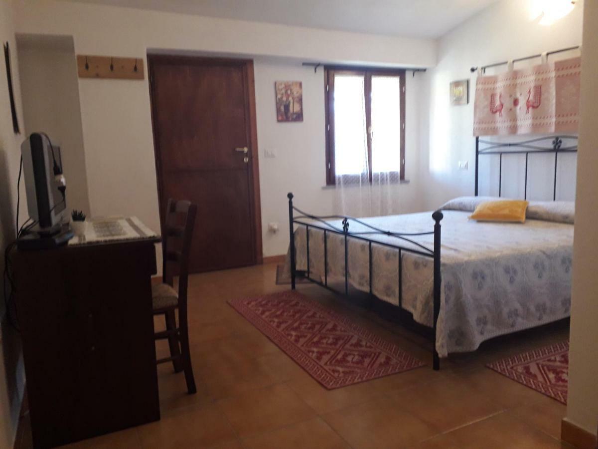 Agriturismo Sa E Padedda Mores Kültér fotó